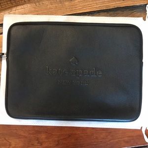 Kate Spade Larchmont Avenue Logo 15” laptop sleeve